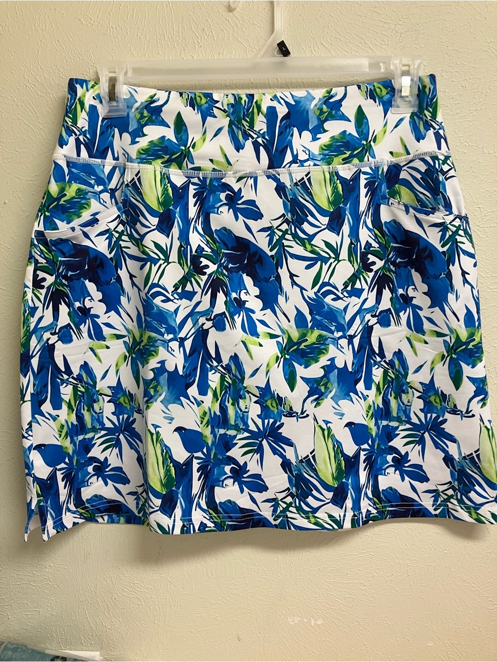 Coolrun tropical print skort
